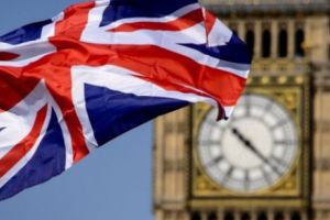 Ce-i aşteaptă pe românii din marea Britanie! AVERTISMENTUL DUR al premierului britanic