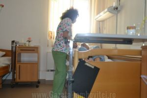 Elevii de la Coresi au donat 3.500 de lei pentru Compartimentul Îngrijiri Paliative