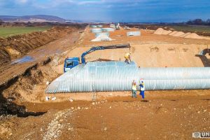 FOTO, VIDEO, Autostrada Sebeş-Turda, lotul 2. În ciuda vremii favorabile se lucrează pe doar două porţiuni