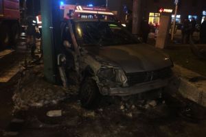 Accident grav la Patria. Mai mulţi adulţi şi copii sunt răniţi