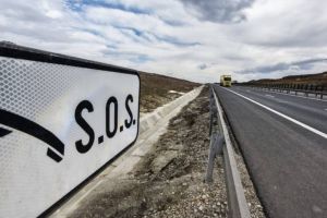 În loc să facă autostrăzi, şefii CNAIR îşi bat subalternii pe holurile instituţiei