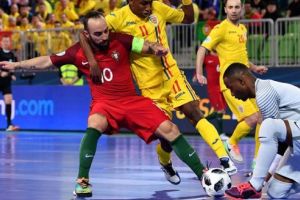 România joacă azi cu Ucraina meciul decisiv de la Euro