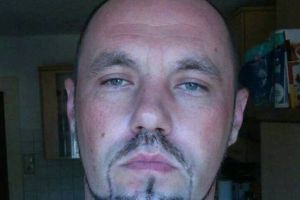 A plonjat cu maşina într-un lac înainte să se omoare. MESAJELE CUTREMURĂTOARE postate înainte de clipa fatală i-au şocat pe apropiaţi!