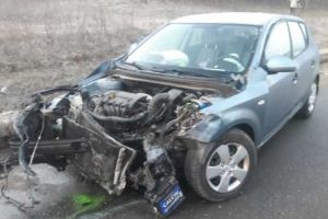 Două maşini, între care un microbuz, implicate într-un accident la intrare în Alexandria dinspre Turnu Măgurele