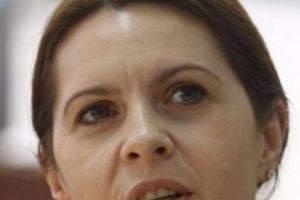 Adriana Săftoiu: Să se abţină să îl mai atace pe Dragnea că îşi pune în funcţii doar supuşii. Toţi SUNT la FEL