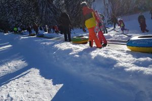 Accident la Stâna de Vale: Trei orădence au ajuns la spital direct de pe pista de tubbing