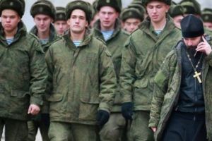 Planuri MILITARE: Preoţii din Rusia vor fi ANTRENAŢI pentru RĂZBOI