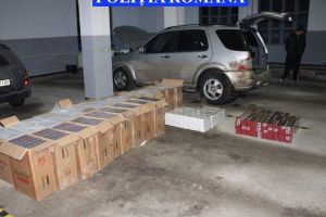 Foc de armă pentru oprirea unei maşini pline cu ţigări fără acte