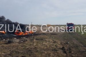 Incendiu puternic la Lazu. Degajare masiva de fum