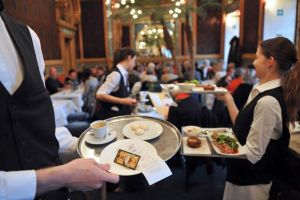 Personalul insuficient şi slab pregătit din restaurante- principala piedică în programul Sibiu Regiune Gastronomică
