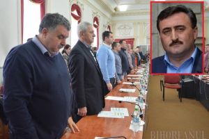 Puşi să-l voteze: Tribunalul Bihor îi obligă pe consilierii judeţeni ai PNL să-l valideze pe PSD-istul Adrian Szatmari