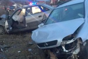 FOTO – Accident la Șura Mare. Șoferul vinovat are 89 de ani