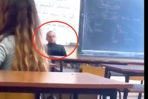 Nota scăzută la purtare pentru elevele care l-au filmat pe preotul care s-ar fi masturbat la Copşa Mică