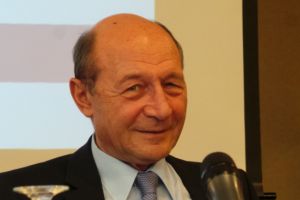 Traian Băsescu, la Sinaia: Legile justiţiei aduc câteva lucruri bune