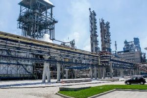 Azomureş continuă să îşi pregătească viitorii angajaţi