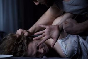 Caz MACABRU, finalizat. Ce pedeapsă a primit BĂTRÂNUL care şi-a OMORÂT nevasta