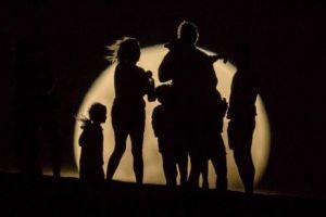 Galerie FOTO UNICĂ! Cum s-a văzut SUPERLUNA ALBASTRĂ SÂNGERIE pe tot GLOBUL