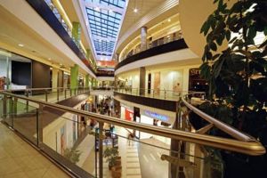 Un IMPORTANT MAGAZIN din Atrium Mall s-ar putea ÎNCHIDE! Anunţul OFICIAL al retailerului
