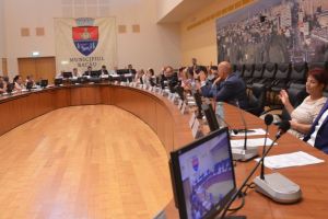 Ședinţă nouă, proiecte mai ,,vechi”