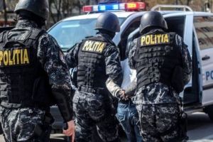 Spărgători arestaţi. Acţionau la Botoşani şi Satu Mare