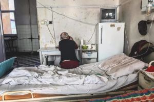 Imagine dezolanta dintr-un spital din Timisoara, virala pe internet: pereti murdari si noptiere ruginite