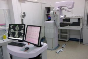 Aproape 11.000 de suceveni suferă de cancer