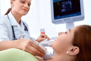 Care sunt simptomele hipotiroidiei si cum poate fi tratata