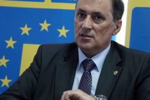 PNL îl cheamă la explicaţii pe Dragnea în Parlament