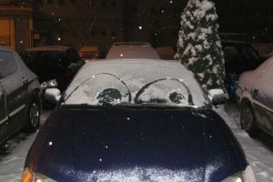 A plecat la ski şi a rămas fără maşină. Un prahovean a ramas fara masina pe care o parcase langa partie