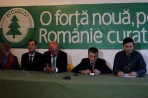 Planurile ecologiştilor. ”Verzii”, un partid de rucsac cu oameni daţi afară de Toniuc”