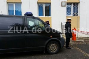 Doi profesori de la Academia Navala Mircea cel Batran“ din Constanta, trimisi in judecata. Dosarul, amanat din cauze medicale 