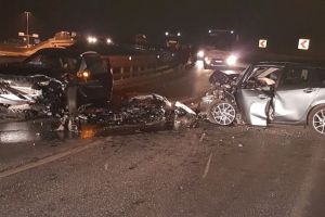FOTO Accident grav între Sibiu şi Șura Mică. Cel puţin doi răniţi