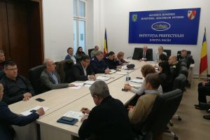 Pojarul pune autorităţile pe jar