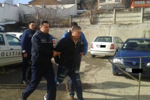Comăneşti: Tânăr arestat pentru că a încălcat ordinul de protecţie