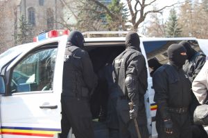 Suspect reţinut în cazul omului străzii ucis şi incendiat în Țiglina III