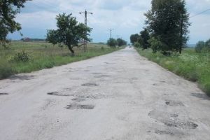 Astăzi se semnează contractul de finanţare pentru drumul judeţean Braşov – Covasna