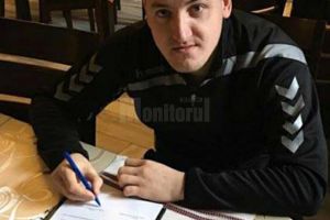 Gabi Burlacu şi Adi Târzioru şi-au reînnoit angajamentele cu echipa Universităţii Suceava