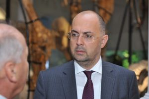 ACUZAȚII: Budapesta plăteşte o sumă-record pentru RADICALIZAREA UDMR