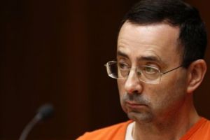 Larry Nassar, fostul doctor al lotului naţional de gimnastică al SUA a primit SENŢINŢA: 125 de ani de puşcărie