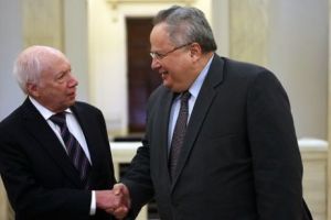 Presiuni internaţionale pentru rezolvarea disputei Grecia-Macedonia