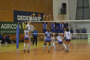 Batem şi mergem în „sferturi”!