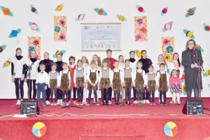 Festivitate la Gârceni: Simpozion dedicat drepturilor copilului