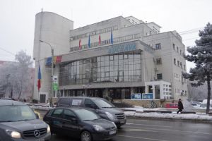 Primăria Suceava îşi păstrează în continuare întregul sediu de pe bulevardul 1 Mai