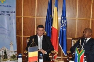 Investitori din Africa de Sud, interesaţi de judeţul Mureş