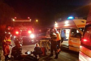 Accident grav pe str. Cantacuzino din Ploiesti, la intersectia cu str. Traian. O persoana, transportata de urgenta la spital