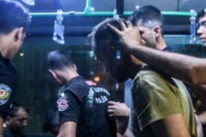 INAMICII lui ERDOGAN se PRĂBUȘESC. Condamnări pe viaţă pentru ZECI de OFIȚERI