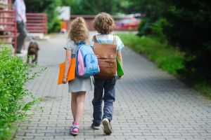 În anul şcolar 2018 – 2019, cursurile încep în 10 septembrie, iar vacanţa de iarnă va fi de trei săptămâni