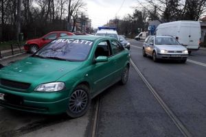 Cum a putut sa parcheze un sofer de 19 ani in Timisoara, ca sa se duca sa-si ia tigari