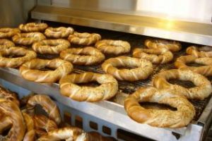 Renunţi la covrigi! Ce se întâmplă dacă mănânci covrigi în fiecare zi