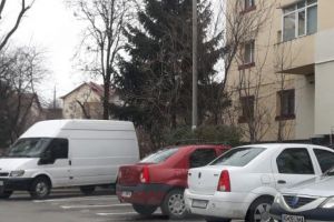 Locurile de parcare din Piteşti, problemă spinoasă
